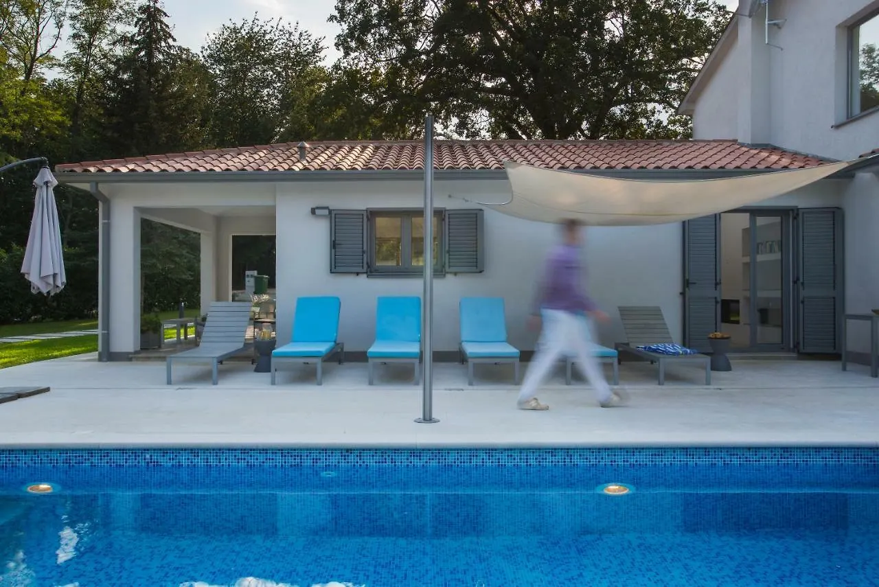 Villa Stepancic - Large Garden And Heated Pool Labin Horvátország