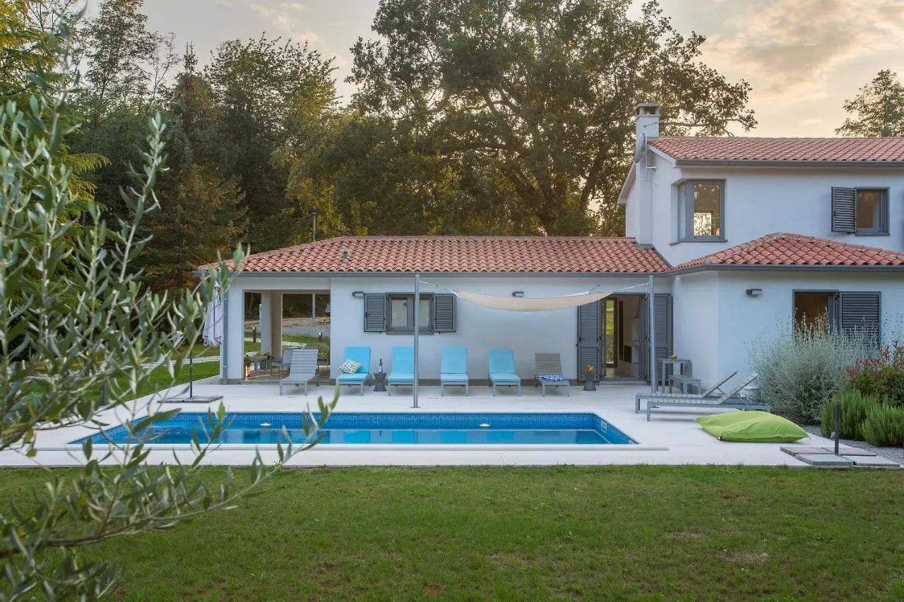 Villa Stepancic - Large Garden And Heated Pool لابين
